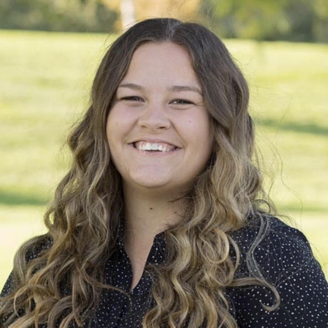 Liz Neves, A Guard Technician